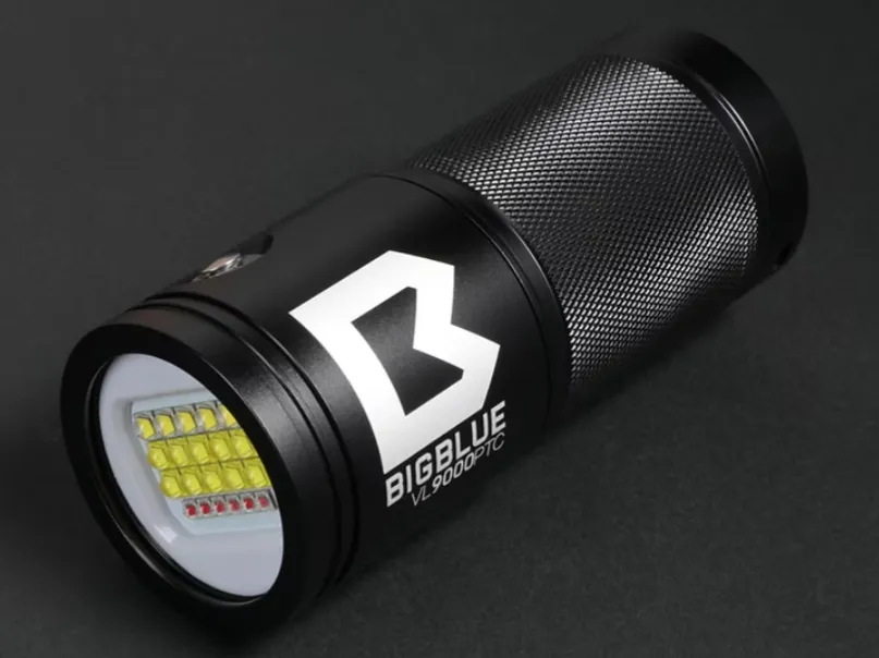 Bigblue VL9000P Tri-Colour LED Video Light